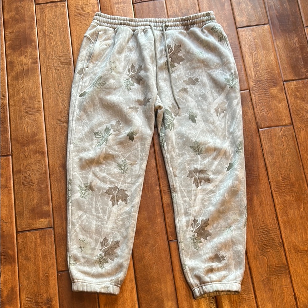 Amercrombie and fitch sweatpants size large